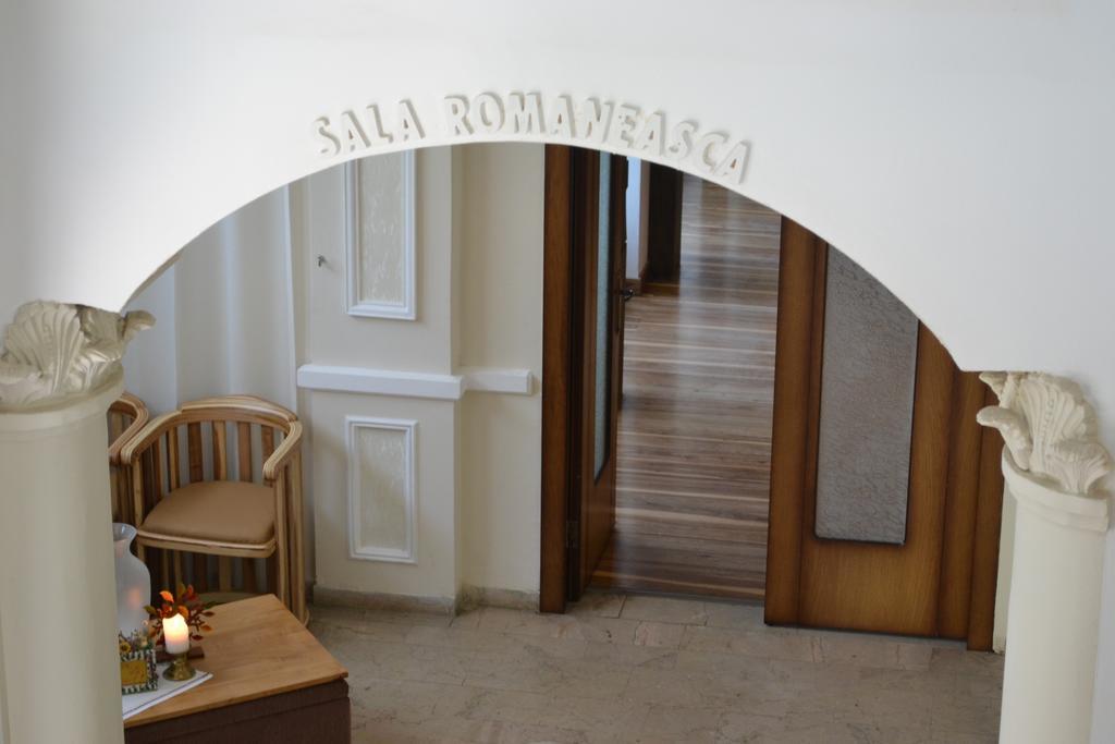 Casa De Oaspeti Sfantul Nicolae Iasi Buitenkant foto