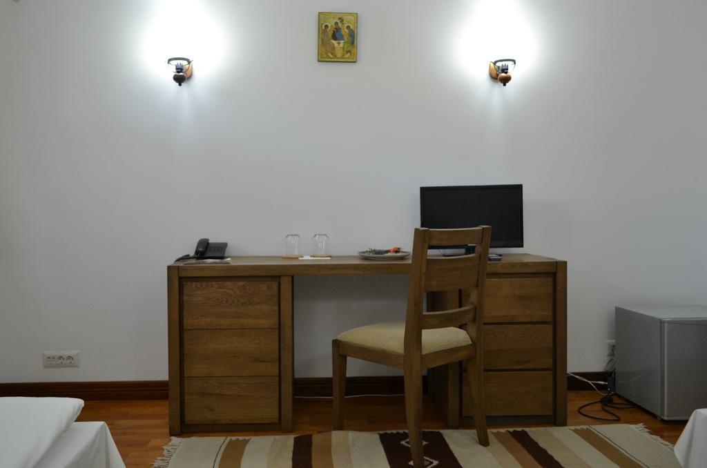 Casa De Oaspeti Sfantul Nicolae Iasi Buitenkant foto